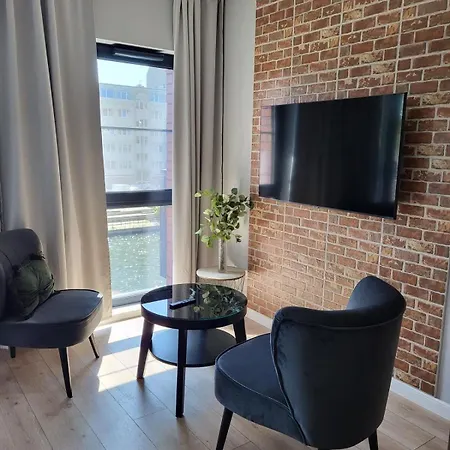 Centre Torunska By The River By Renters * Gdańsk